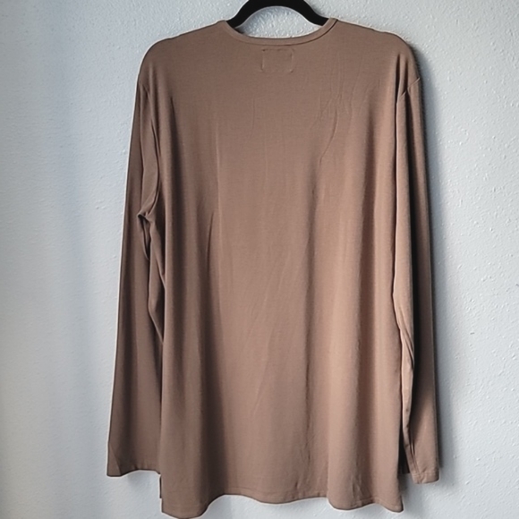 NWT* Cuts Clothing Henley Split-Hem, Size XXLarge, Color Saddle - Picture 7 of 13